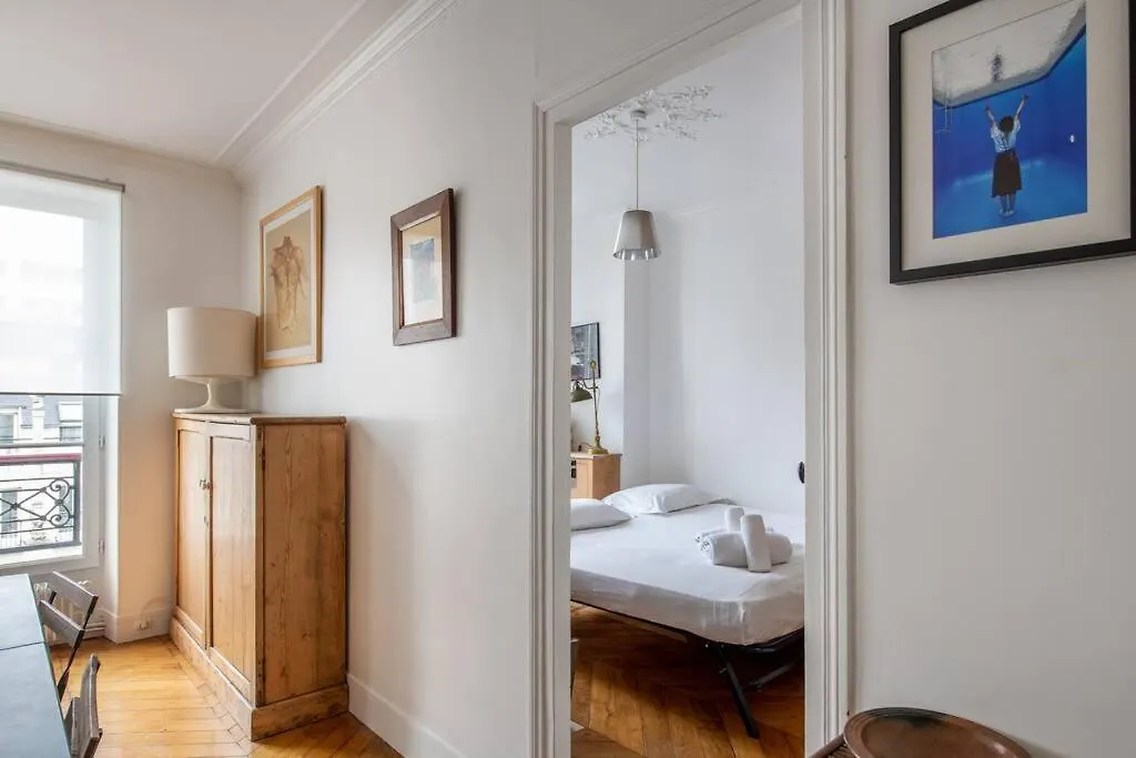 Legendre - Spacieux Appartement A Batignolles Parigi Francia