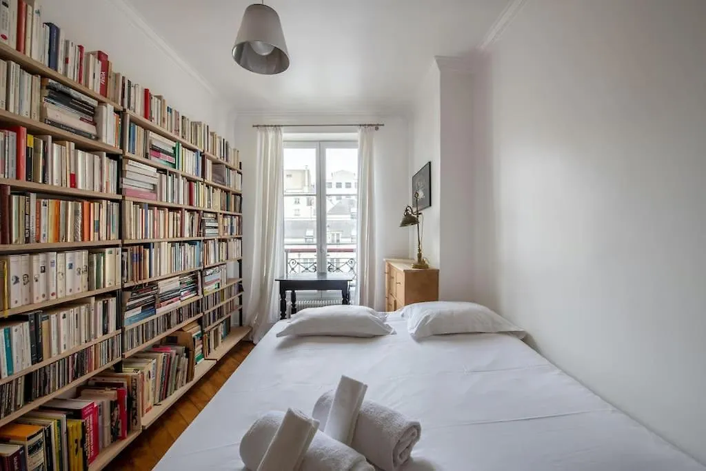 Legendre - Spacieux Appartement A Batignolles 巴黎