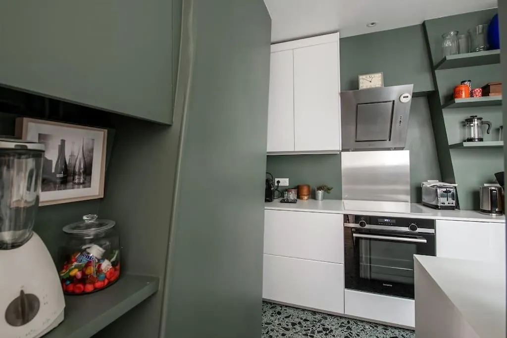 Legendre - Spacieux Appartement A Batignolles Paris